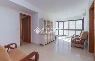 Apartamento com 2 quartos à venda na rua domingos crescêncio, 280, santana, porto alegre, 63 m2 por r$ 478.000