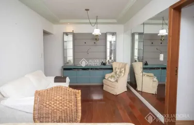 Apartamento com 2 quartos à venda na avenida nilópolis, 250, petrópolis, porto alegre, 80 m2 por r$ 500.000