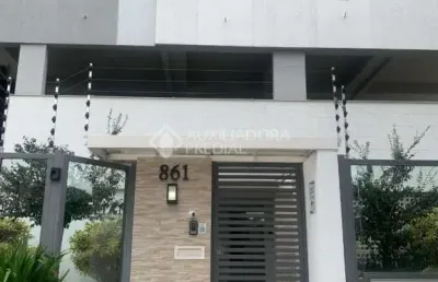 Apartamento com 3 quartos à venda na rua luzitana, 861, higienópolis, porto alegre, 65 m2 por r$ 695.000
