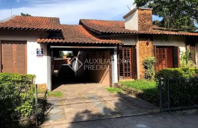 Casa em condomínio fechado com 4 quartos à venda na rua humberto de campos, 68, partenon, porto alegre, 280 m2 por r$ 659.000