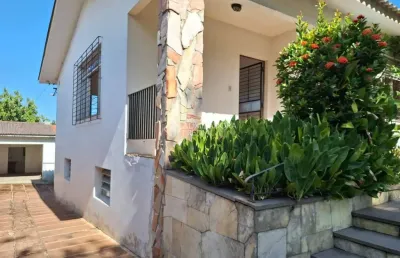 Casa com 2 quartos à venda na rua nigéria, 72, vila ipiranga, porto alegre, 115 m2 por r$ 610.000