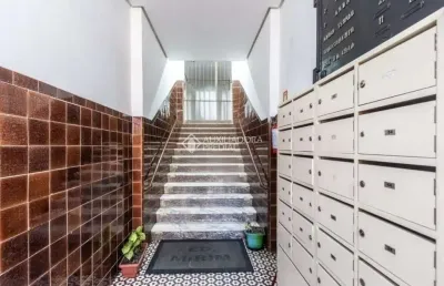 Apartamento com 2 quartos à venda na avenida cristóvão colombo, 274, floresta, porto alegre, 60 m2 por r$ 256.000