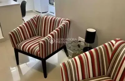 Apartamento com 1 quarto à venda na avenida venâncio aires, 574, farroupilha, porto alegre, 31 m2 por r$ 245.000