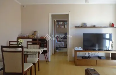 Apartamento com 2 quartos à venda na rua antônio ribeiro, 166, santo antônio, porto alegre, 58 m2 por r$ 299.000