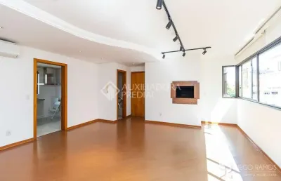 Apartamento com 3 quartos à venda na rua pedro chaves barcelos, 590, auxiliadora, porto alegre, 105 m2 por r$ 2.000.000