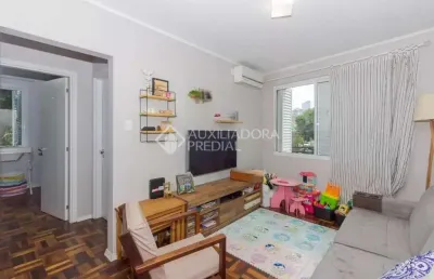 Apartamento com 3 quartos à venda na avenida benjamin constant, 1451, são joão, porto alegre, 89 m2 por r$ 380.000