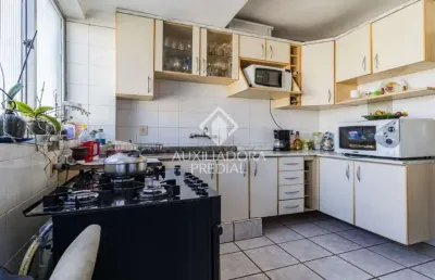 Apartamento com 3 quartos à venda na rua quintino bandeira, 15, são geraldo, porto alegre, 86 m2 por r$ 300.000