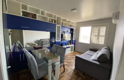 Apartamento com 2 quartos à venda na rua buarque de macedo, 727, são geraldo, porto alegre, 60 m2 por r$ 275.000