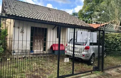 Casa com 3 quartos à venda na rua marechal simeão, 114, passo da areia, porto alegre, 180 m2 por r$ 590.000