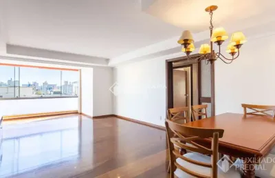 Apartamento com 3 quartos à venda na rua coronel paulino teixeira, 169, rio branco, porto alegre, 112 m2 por r$ 749.000
