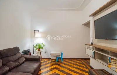 Apartamento com 2 quartos à venda na avenida praia de belas, 1678, praia de belas, porto alegre, 72 m2 por r$ 295.000