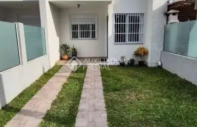 Casa com 2 quartos à venda na sol nascente, 223, arco íris, capão da canoa, 69 m2 por r$ 395.000