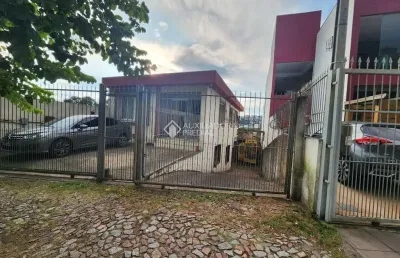 Casa com 2 quartos à venda na avenida nonoai, 629, nonoai, porto alegre, 322 m2 por r$ 970.000