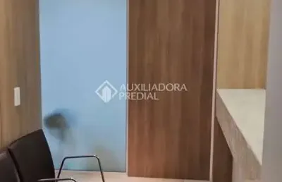 Sala comercial à venda na rua marquês do pombal, 783, moinhos de vento, porto alegre, 49 m2 por r$ 420.000