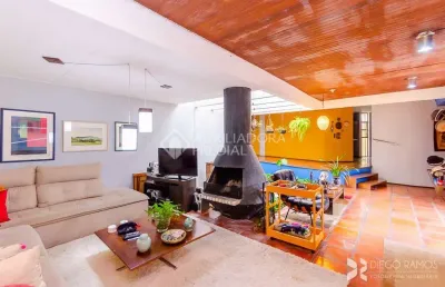 Casa em condomínio fechado com 4 quartos à venda na rua joão berutti, 639, chácara das pedras, porto alegre, 250 m2 por r$ 1.399.000