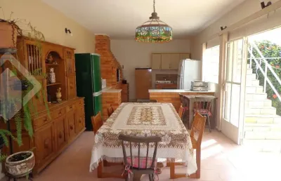 Casa em condomínio fechado com 3 quartos à venda na rua aluízio de azevedo, 35, jardim itu sabará, porto alegre, 197 m2 por r$ 1.200.000