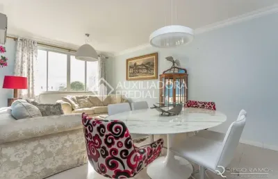 Apartamento com 3 quartos à venda na rua marquês do pombal, 564, moinhos de vento, porto alegre, 104 m2 por r$ 640.000