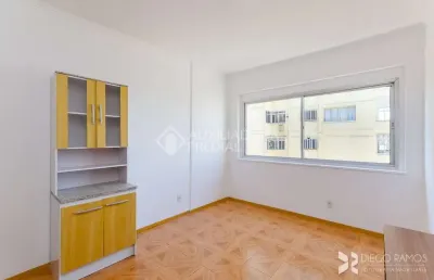 Apartamento com 1 quarto à venda na rua duque de caxias, 955, centro histórico, porto alegre, 50 m2 por r$ 390.000