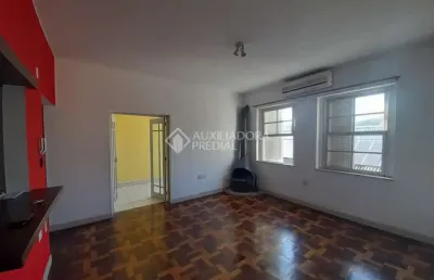 Apartamento com 2 quartos à venda na avenida ceará, 1456, são joão, porto alegre, 76 m2 por r$ 249.997
