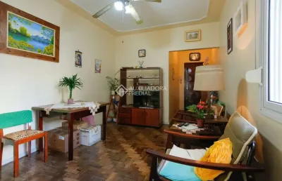 Apartamento com 2 quartos à venda na rua marquês do pombal, 741, moinhos de vento, porto alegre, 65 m2 por r$ 299.900