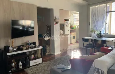 Apartamento com 2 quartos à venda na rua pinto bandeira, 476, centro histórico, porto alegre, 72 m2 por r$ 250.000