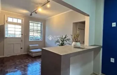 Apartamento com 2 quartos à venda na rua itacolomi, 25, passo da areia, porto alegre, 51 m2 por r$ 300.000