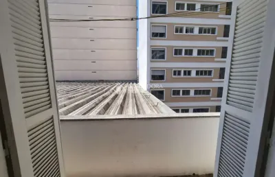 Apartamento com 3 quartos à venda na praça dom feliciano, 122, centro histórico, porto alegre, 84 m2 por r$ 299.000