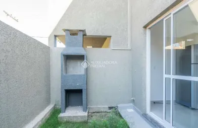 Casa em condomínio fechado com 2 quartos à venda na rua miguel ascoleze, 125, vila nova, porto alegre, 60 m2 por r$ 289.000