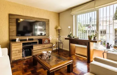 Casa com 5 quartos à venda na rua comendador creidy, 197, chácara das pedras, porto alegre, 300 m2 por r$ 2.500.000
