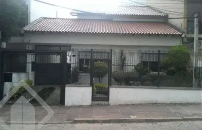 Casa em condomínio fechado com 3 quartos à venda na rua atanásio belmonte, 427, boa vista, porto alegre, 216 m2 por r$ 900.000