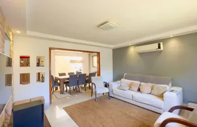 Casa em condomínio fechado com 3 quartos à venda na rua armando czamanski, 135, imperial park, porto alegre, 136 m2 por r$ 650.000
