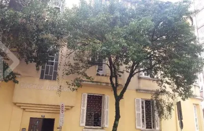 Apartamento com 3 quartos à venda na rua riachuelo, 838, centro histórico, porto alegre, 156 m2 por r$ 490.000