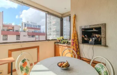 Apartamento com 3 quartos à venda na rua saldanha marinho, 199, menino deus, porto alegre, 82 m2 por r$ 620.000