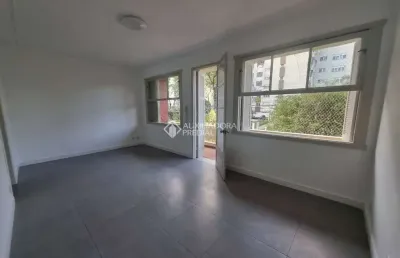 Apartamento com 3 quartos à venda na rua barbedo, 687, menino deus, porto alegre, 107 m2 por r$ 495.000