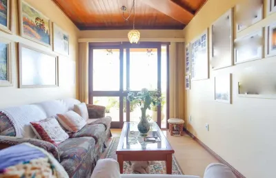 Casa com 3 quartos à venda na rua dona paulina, 601, tristeza, porto alegre, 297 m2 por r$ 1.399.900