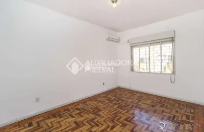 Apartamento com 2 quartos à venda na avenida oswaldo rolla, 140, medianeira, porto alegre, 63 m2 por r$ 240.000