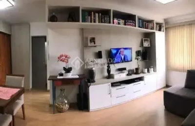 Apartamento com 2 quartos à venda na travessa viamão, 139, medianeira, porto alegre, 62 m2 por r$ 310.000