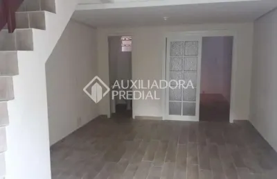 Casa em condomínio fechado com 2 quartos à venda na avenida mãe apolinária matias batista, 440, protásio alves, porto alegre, 78 m2 por r$ 269.000
