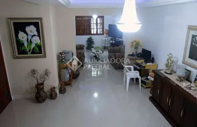 Casa em condomínio fechado com 3 quartos à venda na rua veador porto, 700, santana, porto alegre, 257 m2 por r$ 900.000