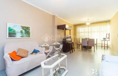 Casa em condomínio fechado com 2 quartos à venda na rua coronel neves, 525, medianeira, porto alegre, 160 m2 por r$ 690.000