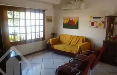 Casa em condomínio fechado com 3 quartos à venda na rua luiz delfino, 39, espírito santo, porto alegre, 158 m2 por r$ 500.000
