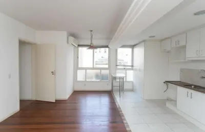 Apartamento com 2 quartos à venda na rua miguel tostes, 139, rio branco, porto alegre, 65 m2 por r$ 550.000