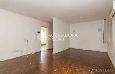 Apartamento com 3 quartos à venda na rua castro alves, 1045, independência, porto alegre, 114 m2 por r$ 541.000