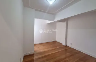 Apartamento com 3 quartos à venda na rua riachuelo, 730, centro histórico, porto alegre, 83 m2 por r$ 450.000