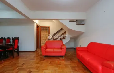 Casa com 2 quartos à venda na rua heitor manganelli, 397, jardim itu sabará, porto alegre, 131 m2 por r$ 560.000
