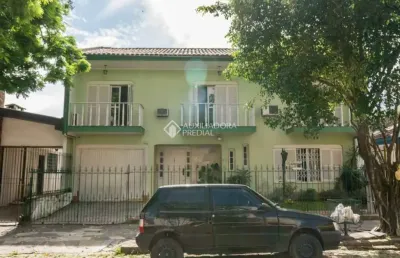 Casa em condomínio fechado com 3 quartos à venda na rua investigador pedro loeci martins, 40, nonoai, porto alegre, 271 m2 por r$ 690.000