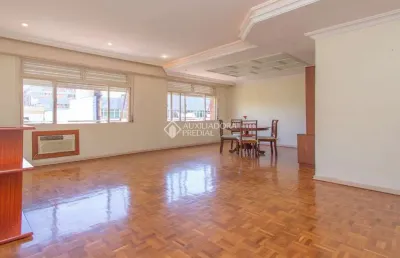 Apartamento com 3 quartos à venda na avenida ganzo, 480, menino deus, porto alegre, 117 m2 por r$ 630.000