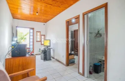 Casa com 2 quartos à venda na rua baldoino bottini, 478, hípica, porto alegre, 70 m2 por r$ 329.000