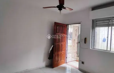 Apartamento com 2 quartos à venda na rua dos maias, 1417, rubem berta, porto alegre, 45 m2 por r$ 98.000
