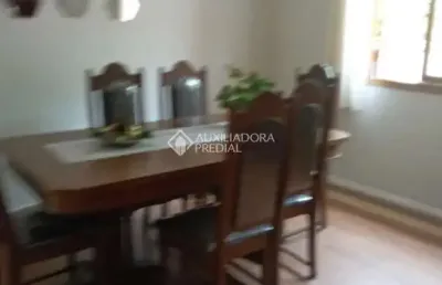 Casa com 3 quartos à venda na rua coronel josé rodrigues sobral, 516, partenon, porto alegre, 120 m2 por r$ 500.000